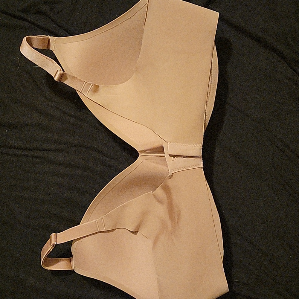 Soma 38C Vanishing 360 Wireless Padded Bra Hook Eye Tan Adjustable Strap Soft - Picture 3 of 4